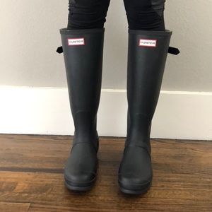 Hunter Rain Boots size US 7 (EU 38)